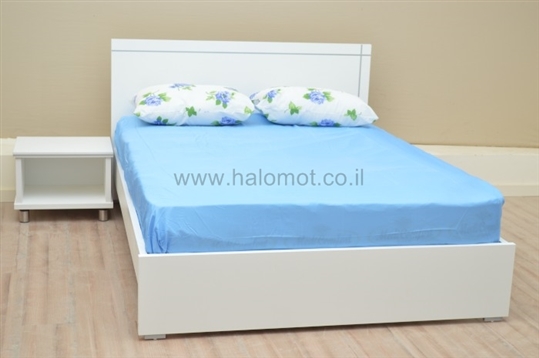 מיטה עם ארגז מצעים