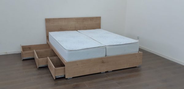 מיטה דגם ספיר להפרדה צד אחד ארגז מתרומם צד אחד מגירות