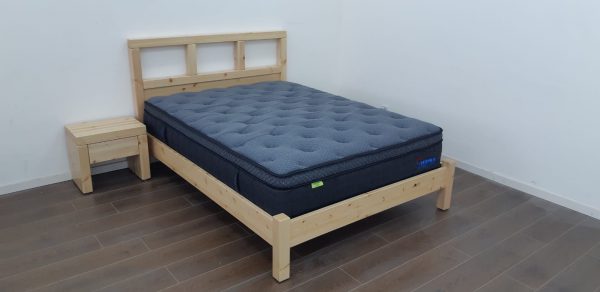 מיטה זוגית דגם אייל פלוס - מעץ מלא