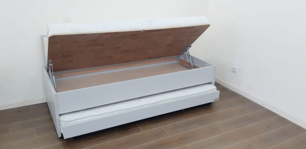 מיטת נוער נפתחת עם ראש מעוצב דגם פופקורן