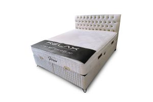 מיטה זוגית מרופדת דגם לקסוס עם מזרן סקאי במבצע