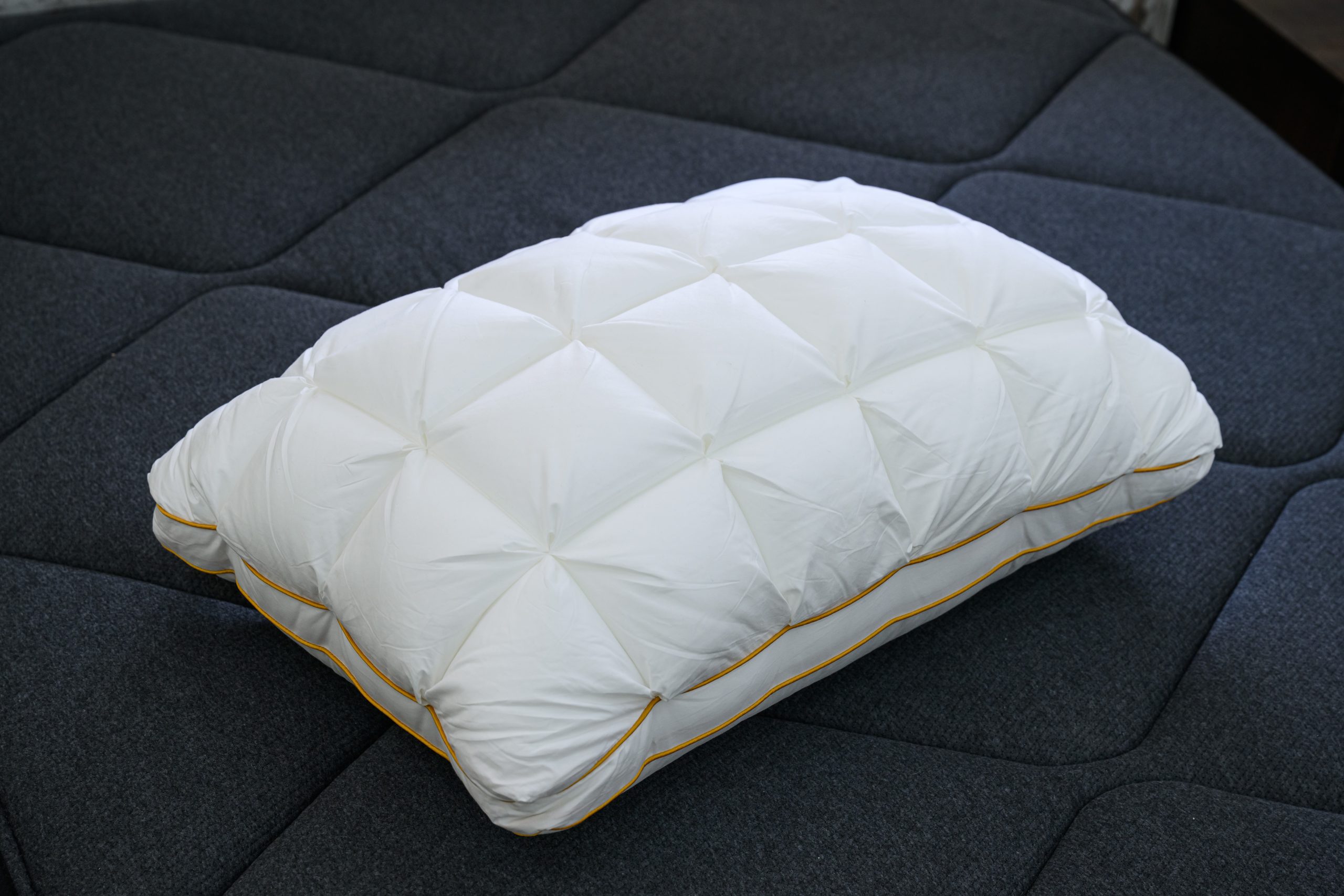 כרית מפנקת דגם קוביות , בד כותנה !